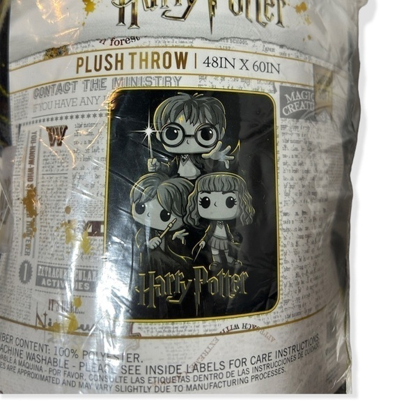 Harry Potter Loungefly plush throw 48 x 60 new in plastic - Picture 2 of 4